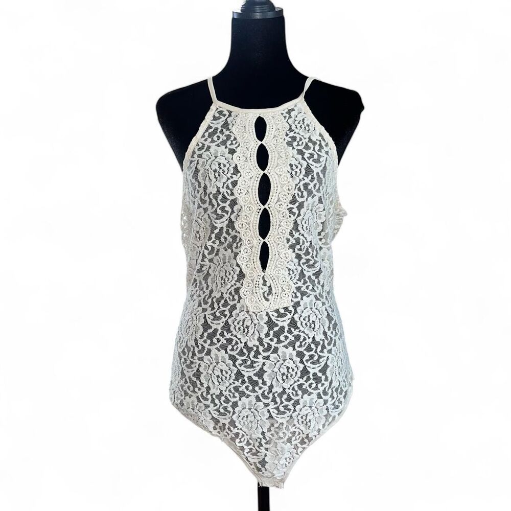 Women's Cream Lace Bodysuit SZ L NWT